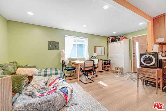 5418 Smiley Drive, Los Angeles, CA 90016