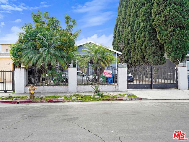 5418 Smiley Drive, Los Angeles, CA 90016
