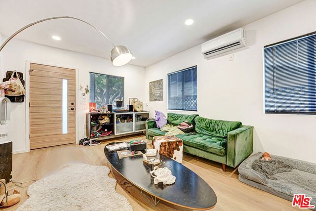 5418 Smiley Drive, Los Angeles, CA 90016