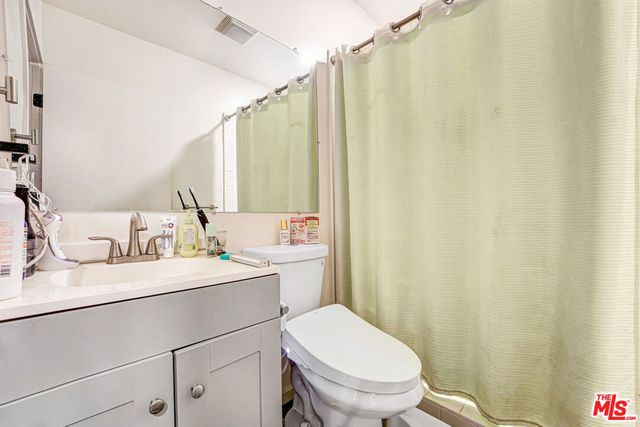 5418 Smiley Drive, Los Angeles, CA 90016