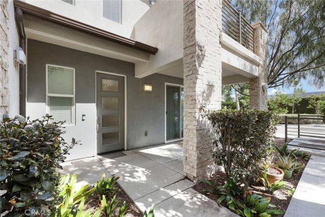 711 Brooklyn, Brea, CA 92821