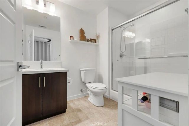 711 Brooklyn, Brea, CA 92821