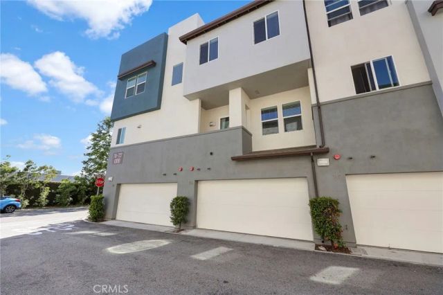 711 Brooklyn, Brea, CA 92821