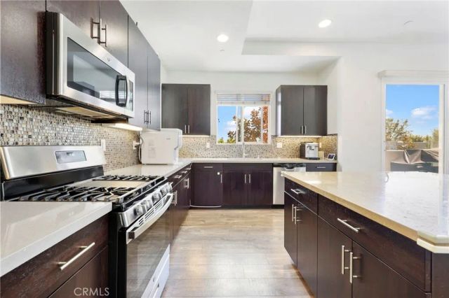 711 Brooklyn, Brea, CA 92821