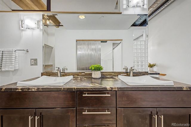 1020 15th Street 215, Denver, CO 80202