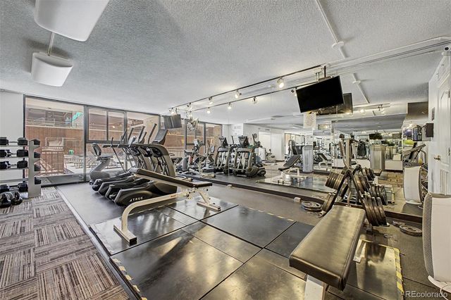 1020 15th Street 215, Denver, CO 80202