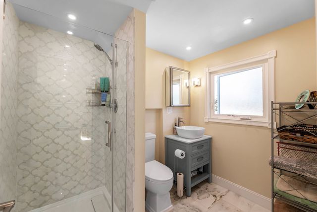 2720 W 97th Street, Evergreen Park, IL 60805