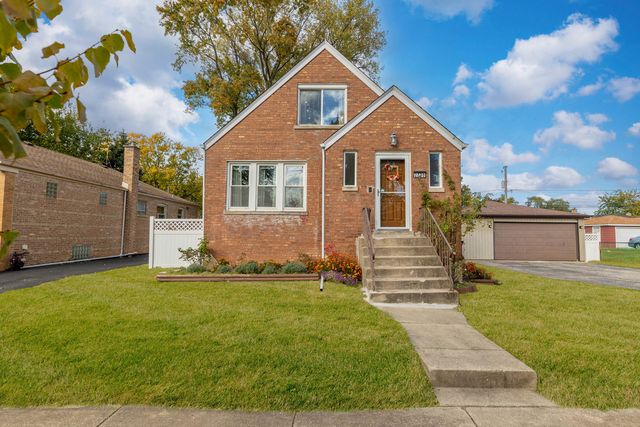 2720 W 97th Street, Evergreen Park, IL 60805