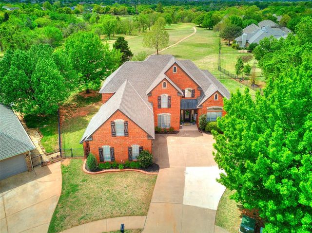 3805 Highridge, Edmond, OK 73003
