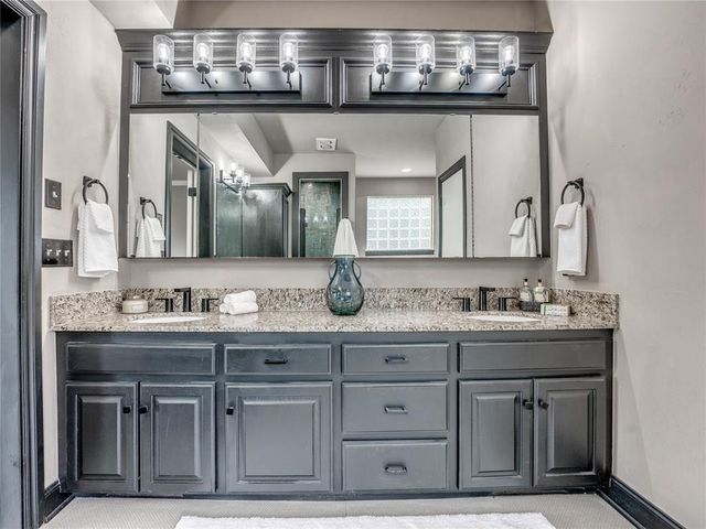3805 Highridge, Edmond, OK 73003