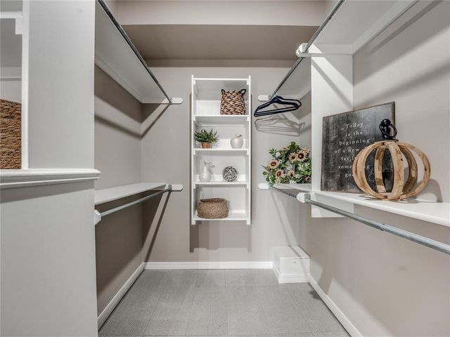 3805 Highridge, Edmond, OK 73003