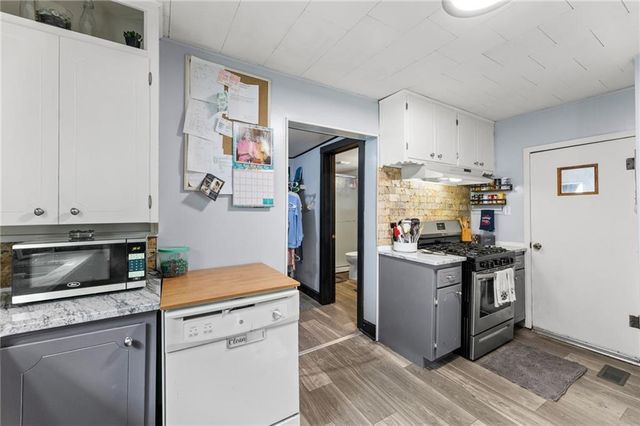 303 E Wea Street, Paola, KS 66071