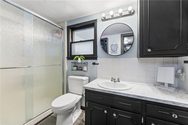 303 E Wea Street, Paola, KS 66071
