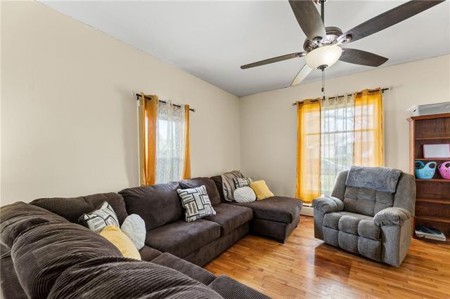 303 E Wea Street, Paola, KS 66071
