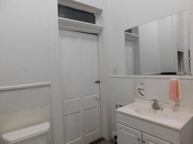 405 N First St., Collins, MS 39428