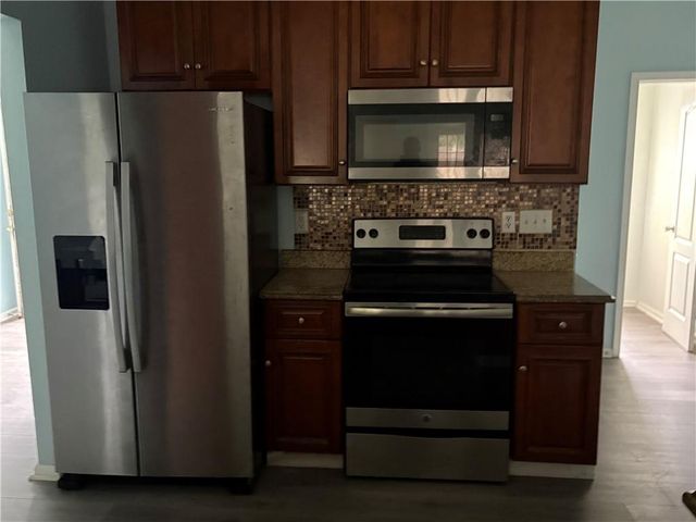 5074 Windsor Forrest Lane, Atlanta, GA 30349