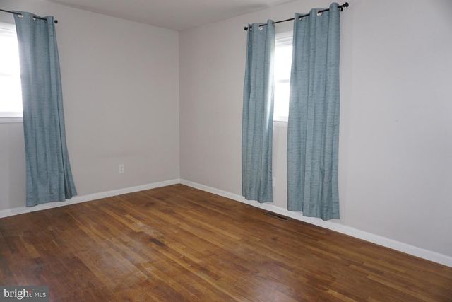 15 HARDY RD, New Castle, DE 19720