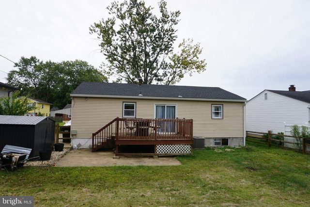 15 HARDY RD, New Castle, DE 19720
