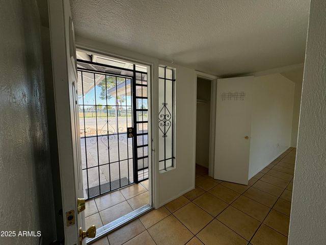 4718 N 39TH Avenue, Phoenix, AZ 85019