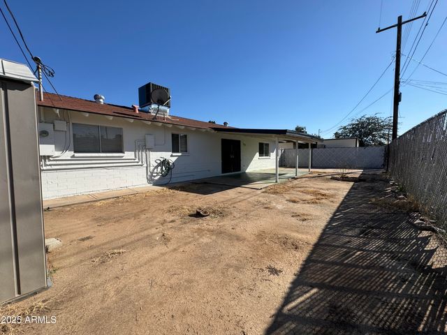 4718 N 39TH Avenue, Phoenix, AZ 85019