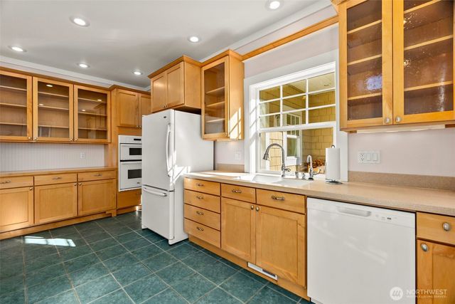 1800 E South Island Drive, Shelton, WA 98584