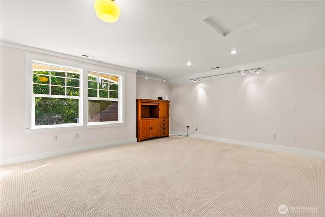 1800 E South Island Drive, Shelton, WA 98584