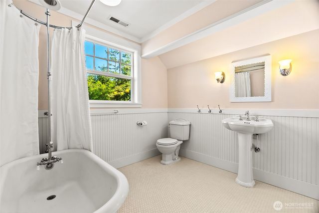 1800 E South Island Drive, Shelton, WA 98584