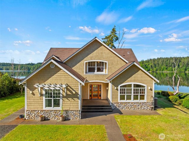1800 E South Island Drive, Shelton, WA 98584
