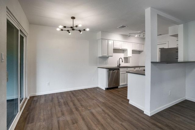 2119 Gaston Place DR B, Austin, TX 78723