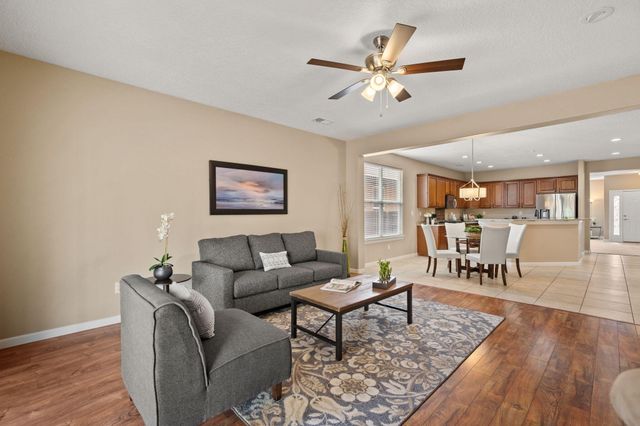 3512 North Pole Loop NE, Rio Rancho, NM 87144