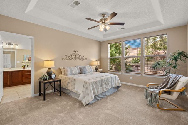 3512 North Pole Loop NE, Rio Rancho, NM 87144