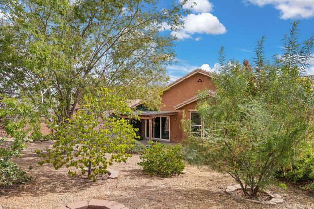 3512 North Pole Loop NE, Rio Rancho, NM 87144