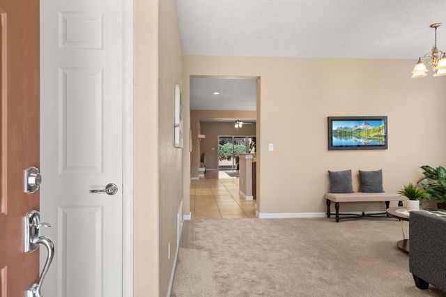 3512 North Pole Loop NE, Rio Rancho, NM 87144