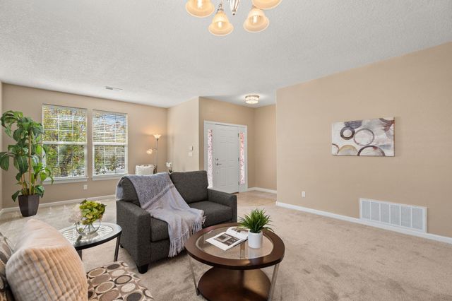 3512 North Pole Loop NE, Rio Rancho, NM 87144