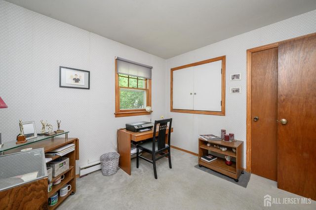 6 Ash Lane, Parsippany-troy Hills, NJ 07034