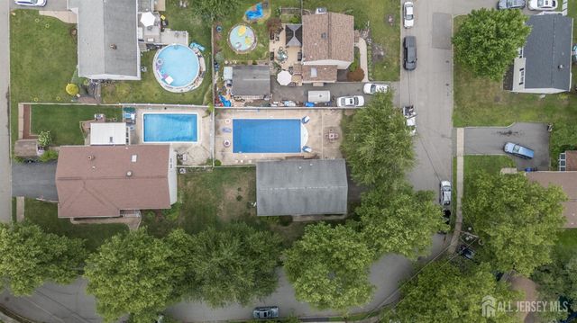 6 Ash Lane, Parsippany-troy Hills, NJ 07034