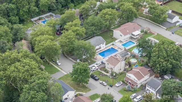 6 Ash Lane, Parsippany-troy Hills, NJ 07034