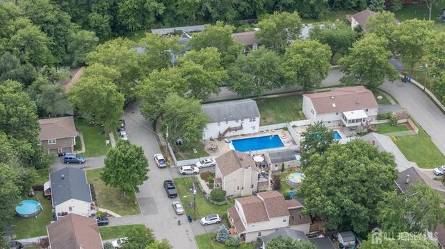 6 Ash Lane, Parsippany-troy Hills, NJ 07034