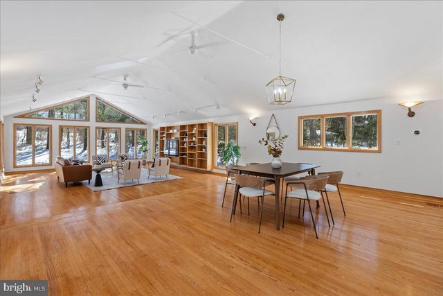 165 HEATHER LN, Princeton, NJ 08540