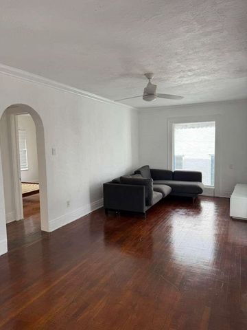 817 Tyler Street 8, Hollywood, FL 33019