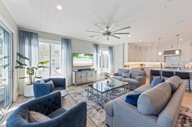 903 N SHORE DRIVE B, Anna Maria, FL 34216