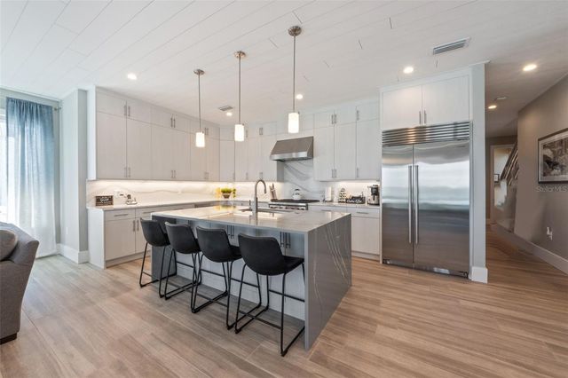 903 N SHORE DRIVE B, Anna Maria, FL 34216