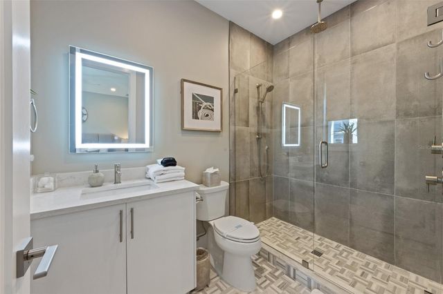 903 N SHORE DRIVE B, Anna Maria, FL 34216