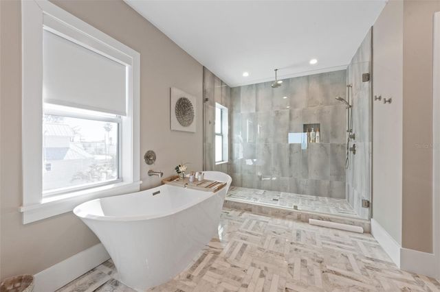 903 N SHORE DRIVE B, Anna Maria, FL 34216