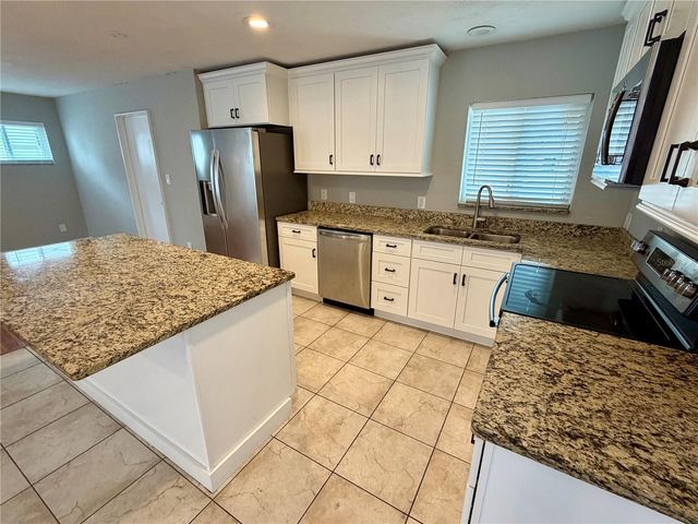 13772 80TH AVENUE, Seminole, FL 33776