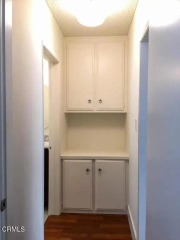 4423 Ambrose Avenue 2, Los Angeles, CA 90027
