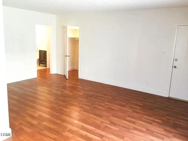 4423 Ambrose Avenue 2, Los Angeles, CA 90027