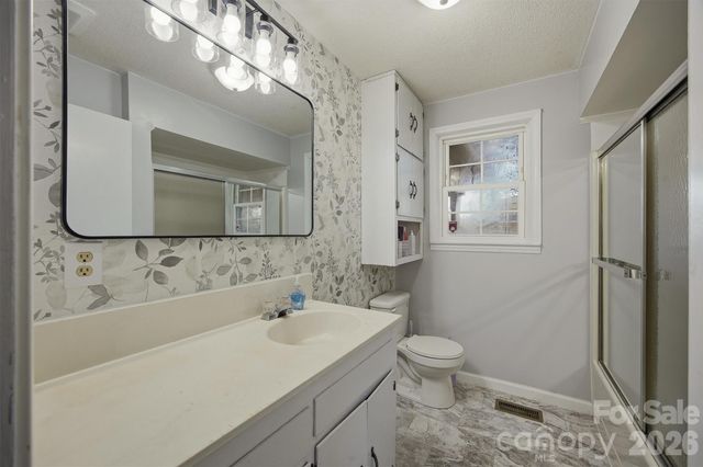 1095 Elm Circle, Granite Falls, NC 28630