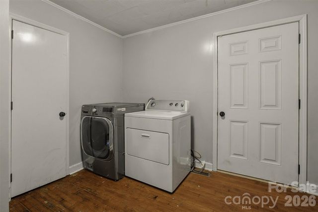 1095 Elm Circle, Granite Falls, NC 28630