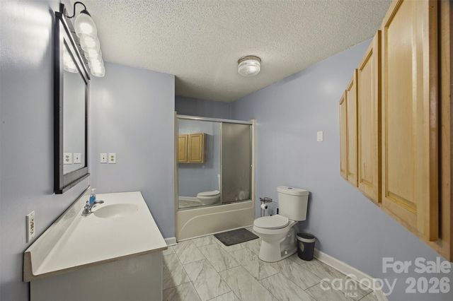 1095 Elm Circle, Granite Falls, NC 28630